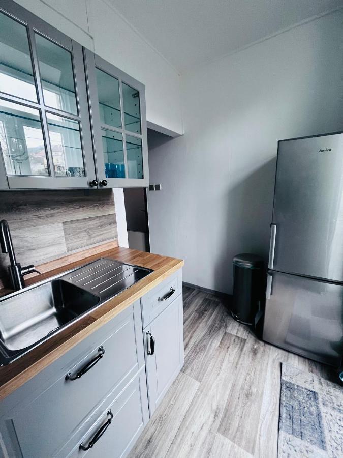 Apartma Luxura 德辛 外观 照片