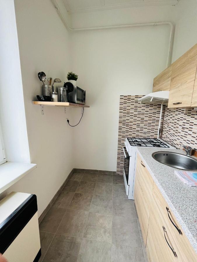 Apartma Luxura 德辛 外观 照片