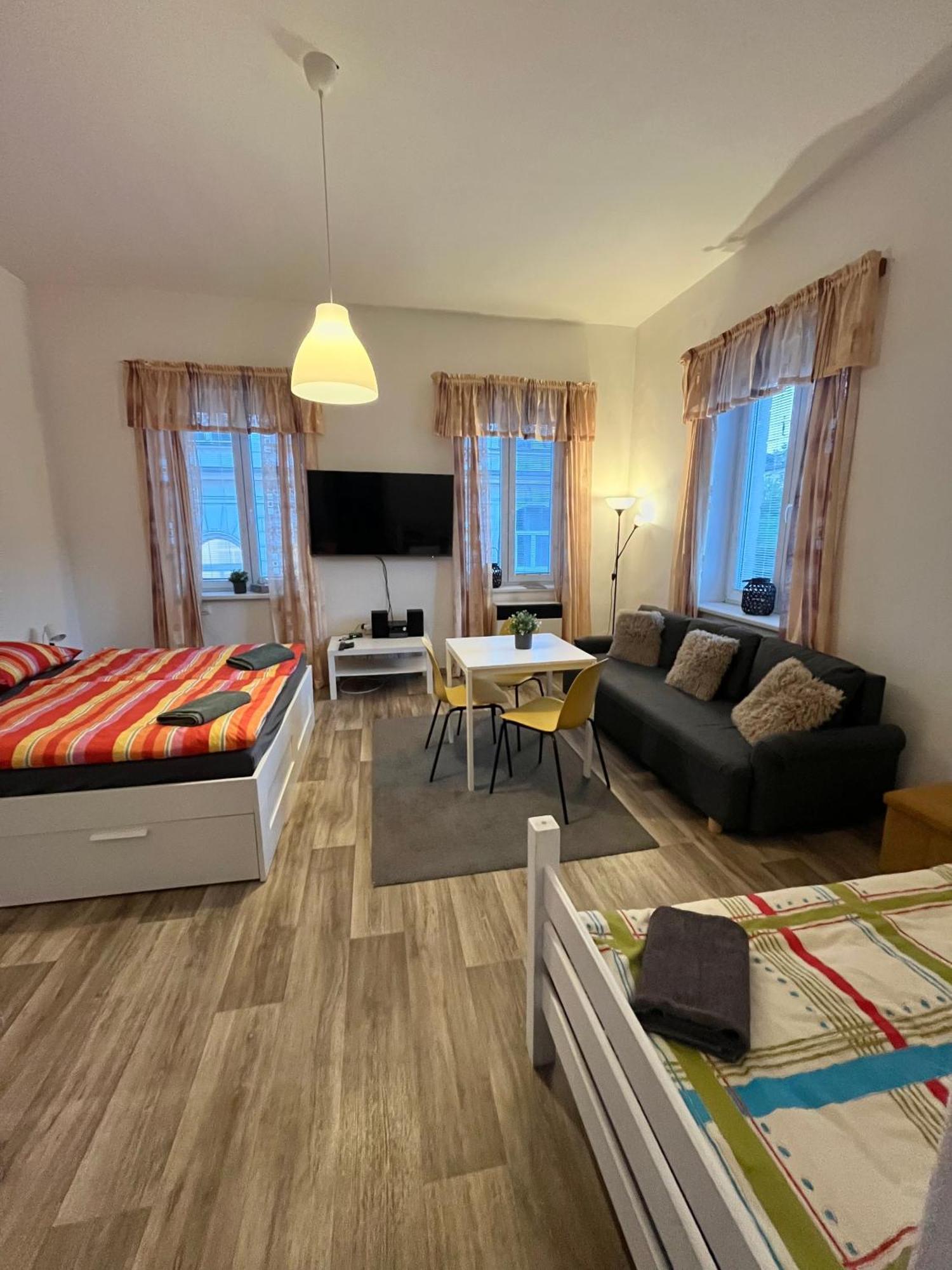 Apartma Luxura 德辛 外观 照片