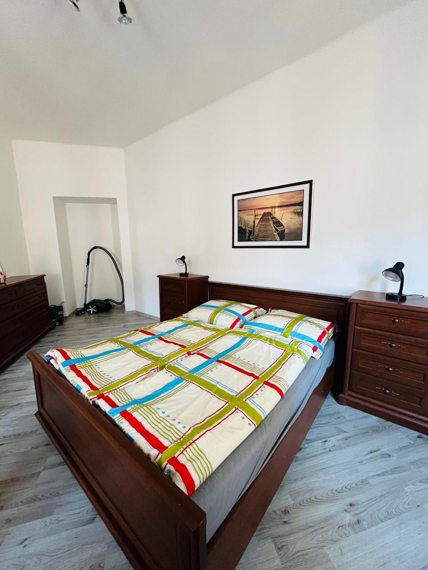 Apartma Luxura 德辛 外观 照片