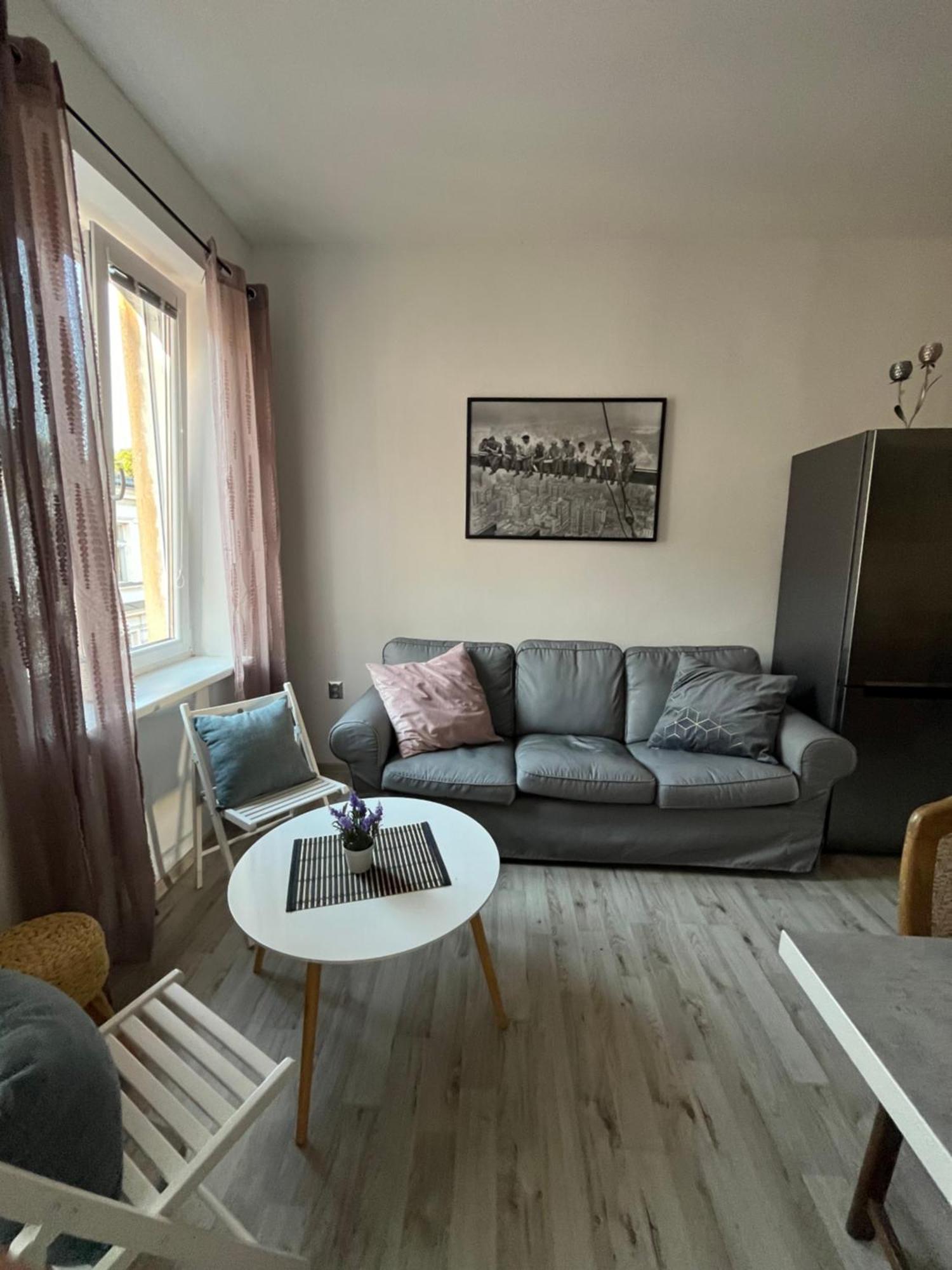 Apartma Luxura 德辛 外观 照片
