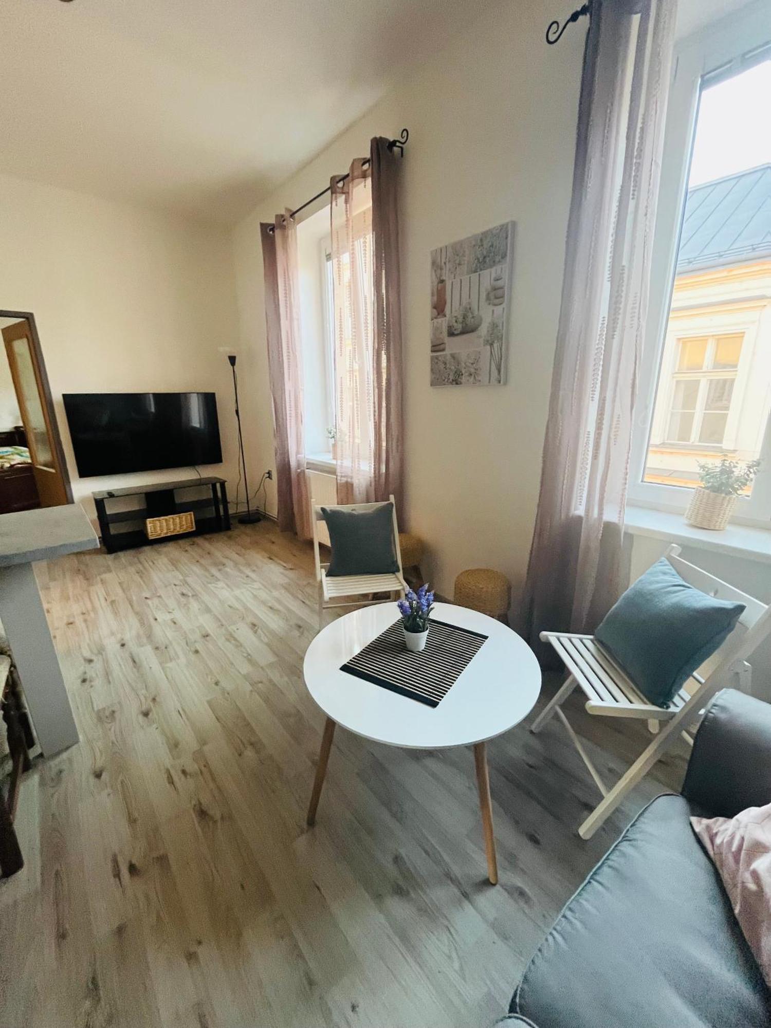 Apartma Luxura 德辛 外观 照片