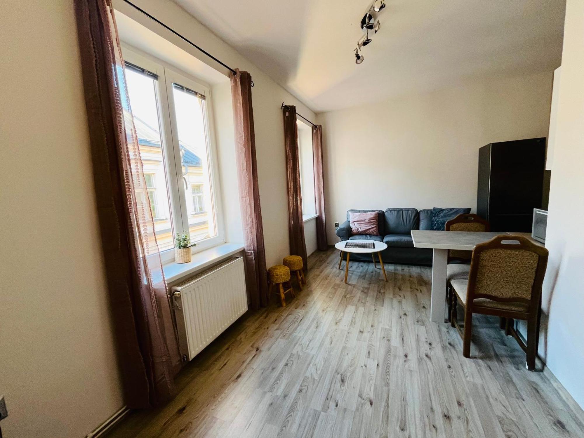 Apartma Luxura 德辛 外观 照片
