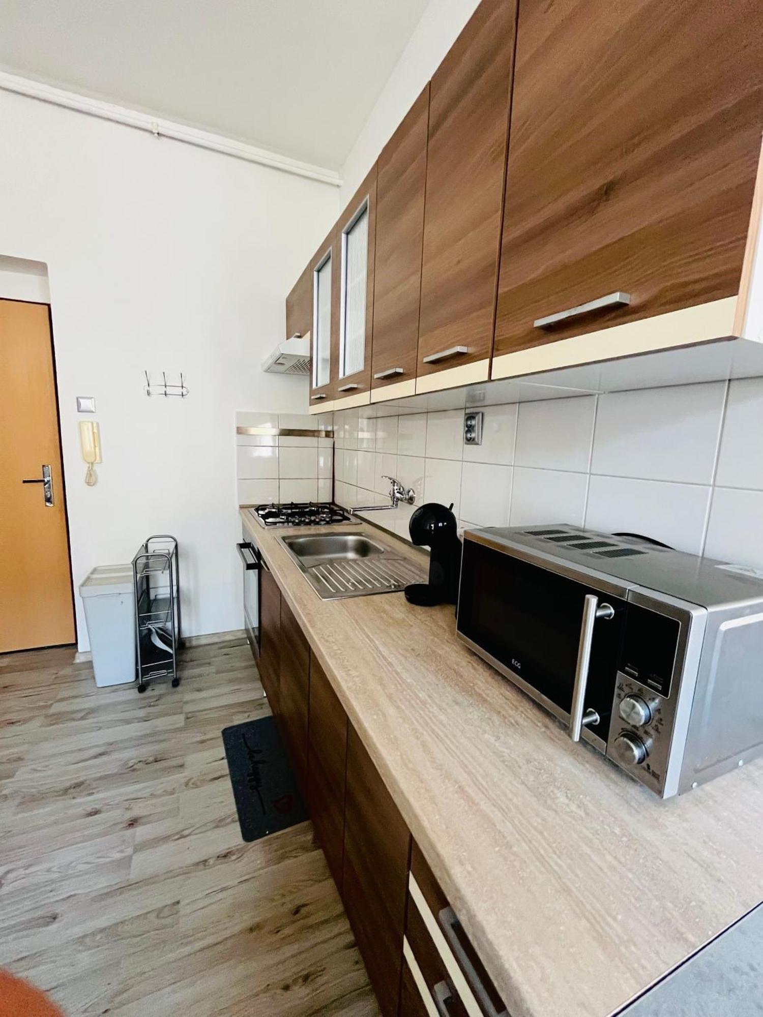 Apartma Luxura 德辛 外观 照片