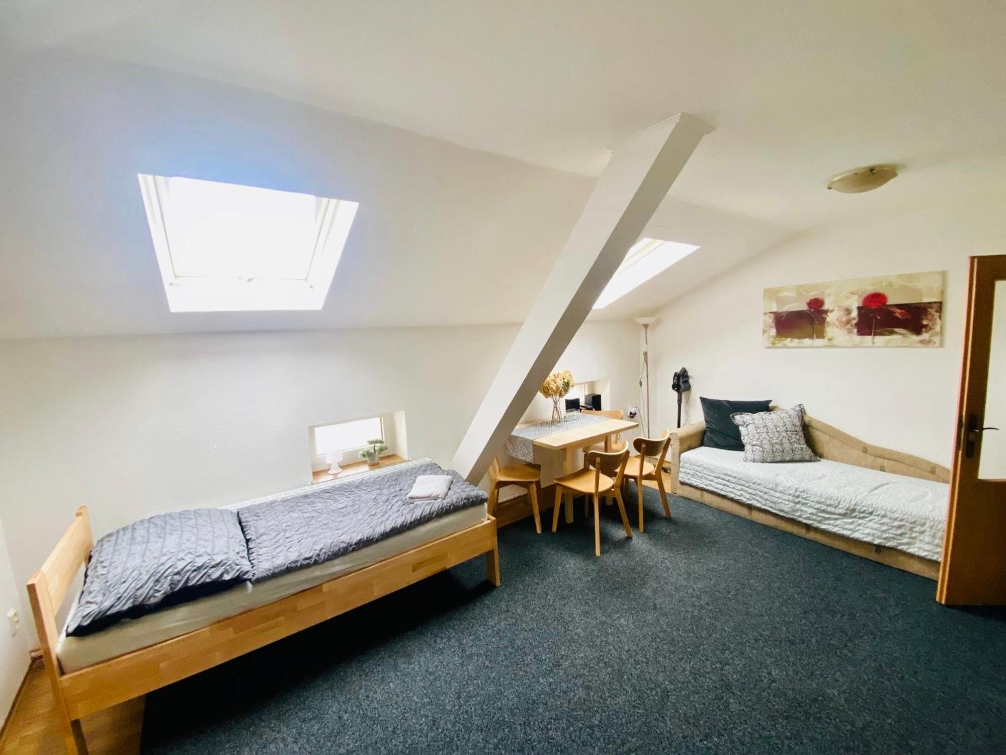 Apartma Luxura 德辛 外观 照片