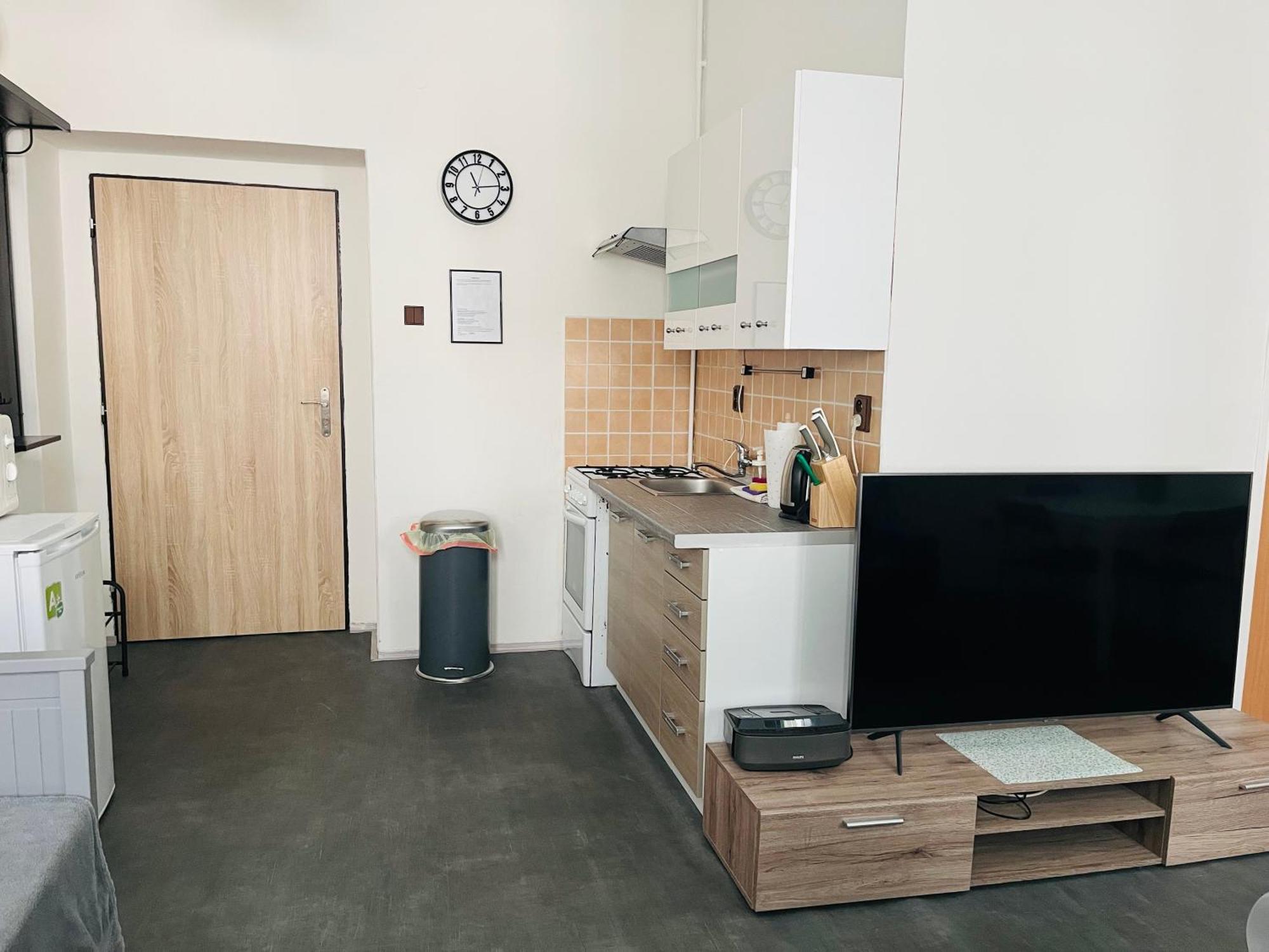 Apartma Luxura 德辛 外观 照片